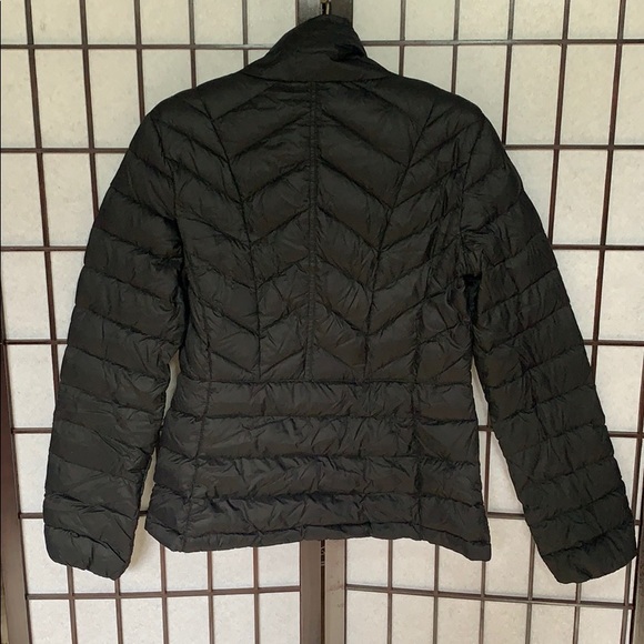 Down Michael Kors Puffer Jacket - Picture 2 of 8